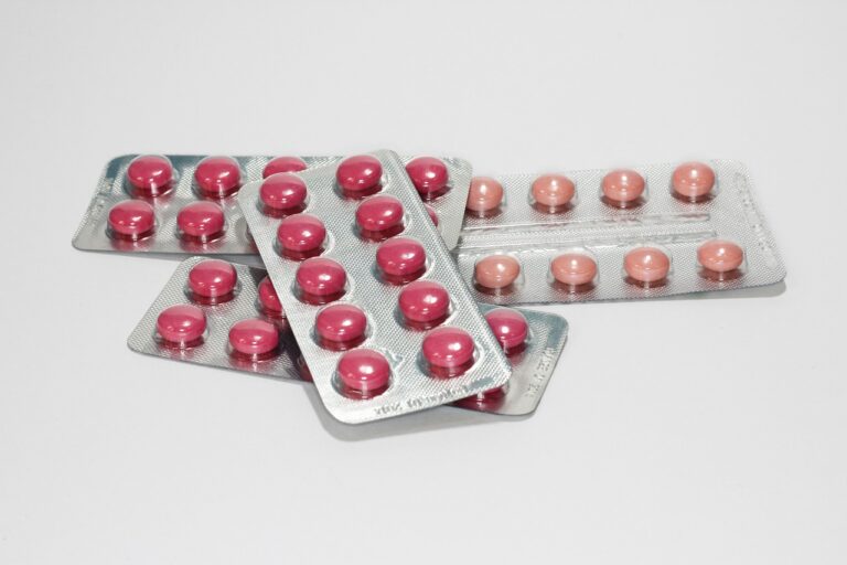薬局の開業を成功させるポイントとは？法人化は必要？薬局を開業する際の不安を解決！